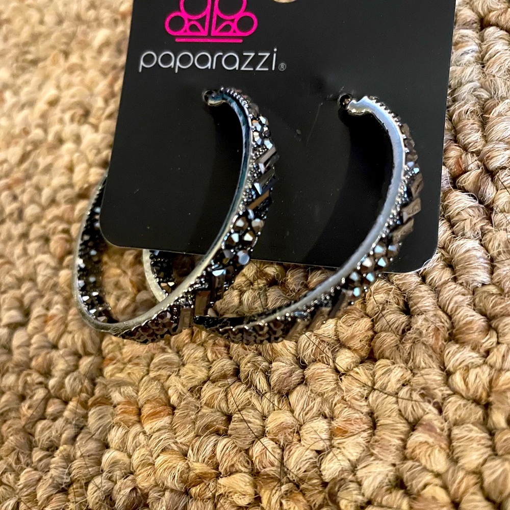 Ear rings